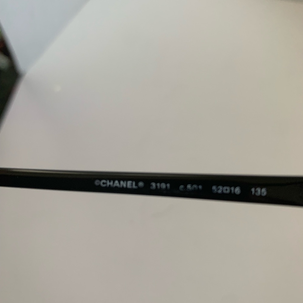 PRELOVED AUTHENTIC CHANEL BLACK FRAMES 3191 WITH CASE - Picture 7 of 7